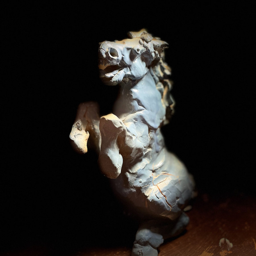 Crazy Horse, ceramic sculpture