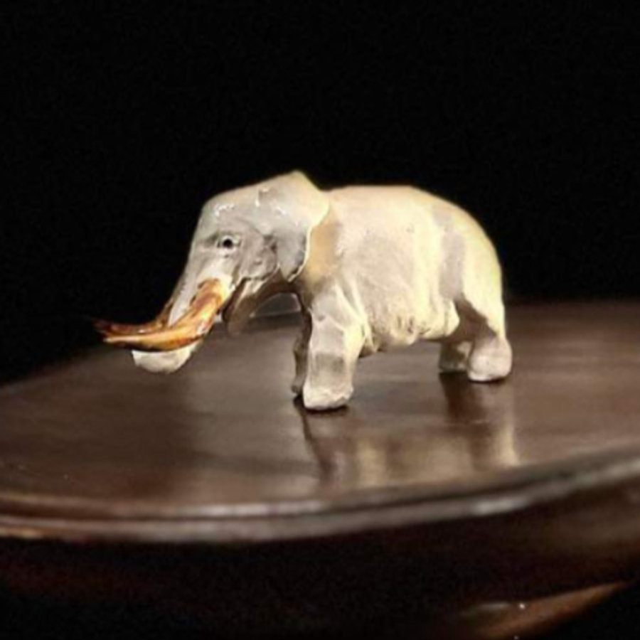 Elemut, ceramic sculpture