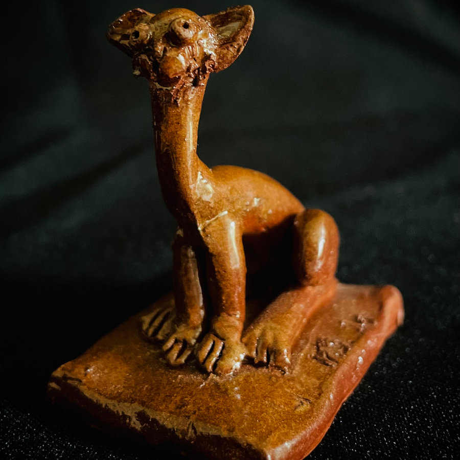 The cat, ceramic sculpture